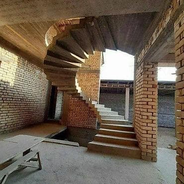 Даяр бизнес: Бетон тепкичи Жеке менчик үй үчүн, Тепкичтин формасы: Көп марштуу — 2