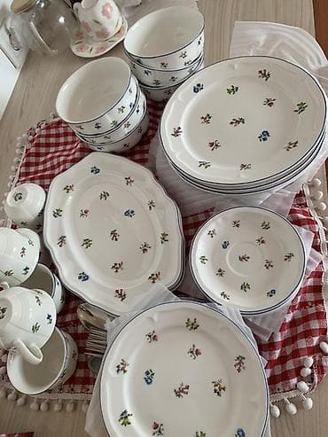 суп: Продаю элитный фарфоровый сервиз AKU на 6 персон. Полный комплект из — 4