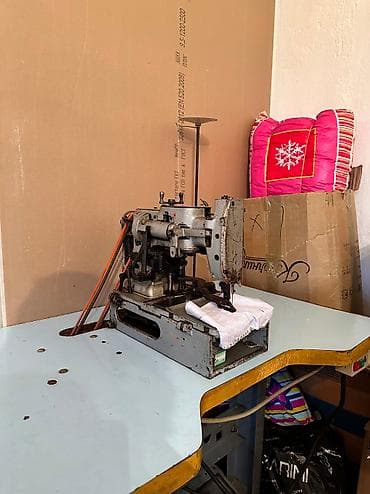 пуговичный: Петельная машина Б/У
В хорошем состоянии — 2