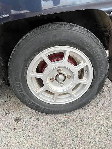 аудио техника: Audi 100: 1987 г., 1.8 л, Механика, Бензин, Седан — 8