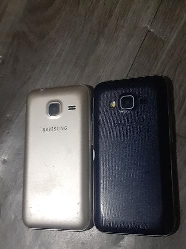 nintendo gameboy: Лот кнопочных телефонов разных брендов и моделей. Состав: - Несколько — 3