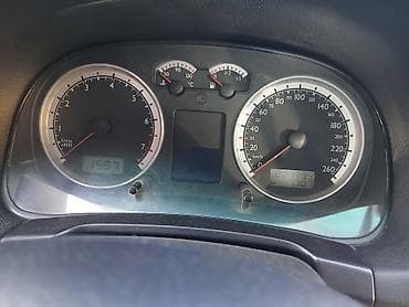 монитор срв: Volkswagen Golf: 2003 г., 2 л, Автомат, Бензин, Хэтчбэк — 4