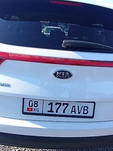 santa fr: Kia Sportage: 2018 г., 2.4 л, Автомат, Бензин, Кроссовер — 8
