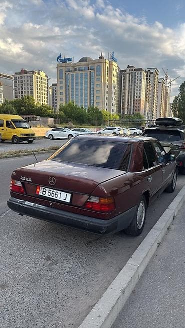 bad e2: Mercedes-Benz E-Class: 1989 г., Автомат, Бензин, Седан — 2