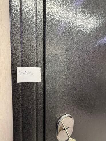 продам дверь входную: Стальная входная дверь, покрытие — порошково-полимерная краска — 1