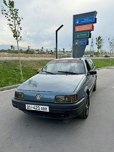 1 тонна: Volkswagen Passat Variant: 1989 г., 1.8 л, Кол менен иштөөчү, Бензин, Универсал — 1