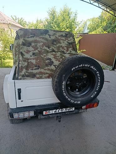 самурае: Suzuki Samurai: 1988 г., 1 л, Механика, Бензин, Кабриолет — 4