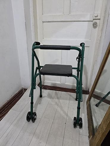 электронный коляска: Пожилые/реабилитационные ходунки с сиденьем и колесами - Тип — 3