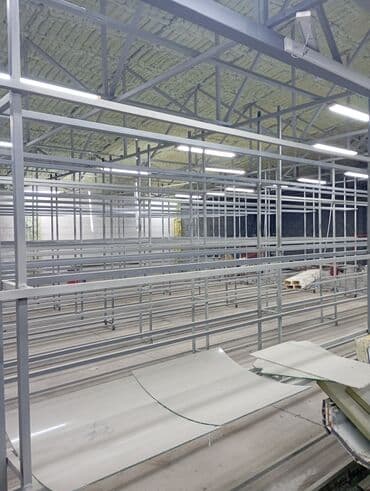 Продается просторное промышленное здание, идеально подходящее для