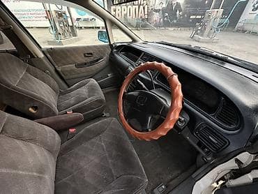 step vagon: Honda Odyssey: 1999 г., Автомат, Бензин, Минивэн — 5