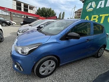 renault scenic: Chevrolet Spark: 2016 г., Хэтчбэк — 3