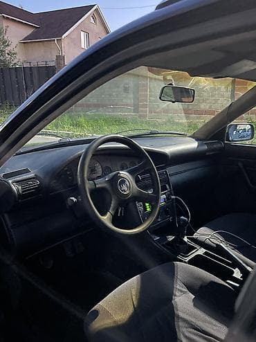 Транспорт: Audi 100: 1992 г., 2.6 л, Механика, Бензин, Универсал — 10