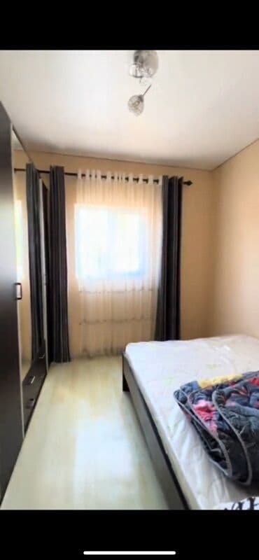 дача с выходом на речку: 48 кв. м, 3 бөлмө, Забор, тосулган, Унаа токтотуучу жай — 5