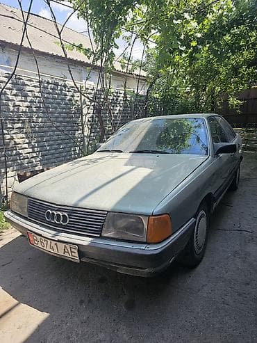 ауди газ: Audi 100: 1984 г., 1.8 л, Механика, Бензин, Седан — 1