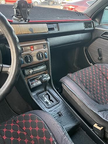 e500 124: Mercedes-Benz W124: 1989 г., 2.6 л, Автомат, Бензин, Седан — 5