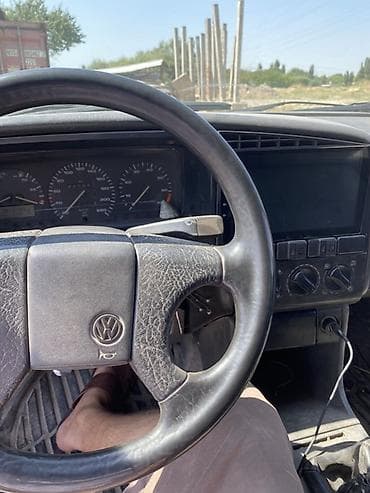 шкода разбор: Volkswagen : 1990 г., 1.8 л, Механика, Универсал — 3