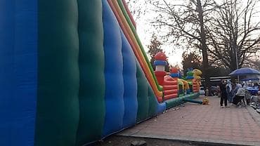 пластиковые бассейн: Надувной детский игровой комплекс с горкой и полосой препятствий - — 3