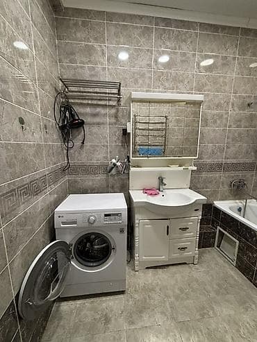 разделитель комнаты: Просторная светлая комната с отдельной гардеробной зоной и ббольшим — 4