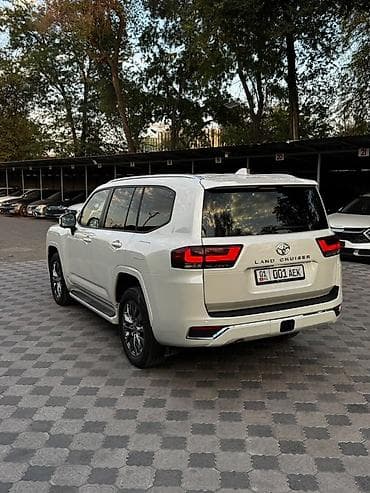 tilek: Toyota Land Cruiser: 2025 г., 4 л, Автомат, Бензин, Внедорожник — 2