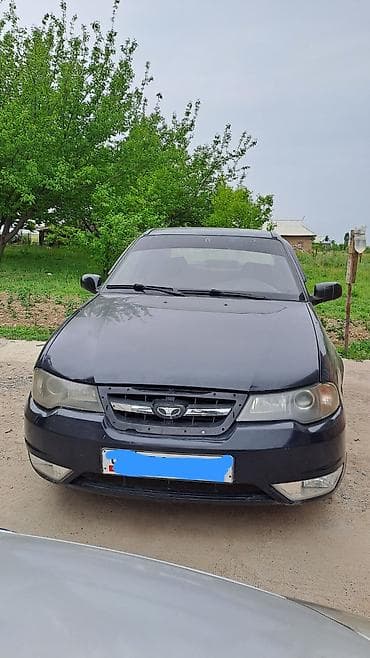 Daewoo Nexia: 2009 г., 1.5 л, Механика, Бензин, Седан