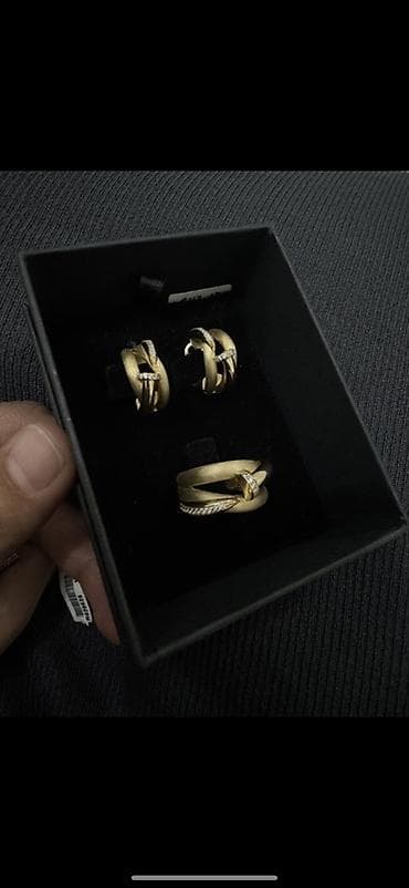 золотой набор: Срочно продаю комплект золото 585 пробы Италия новый Грамм комплекта — 1