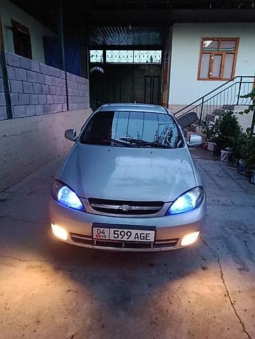 2010: Chevrolet Lacetti: 2010 г., Механика, Бензин, Седан — 1