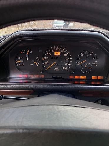 300d: Mercedes-Benz E-Class: 1991 г., 3 л, Автомат, Дизель, Седан — 2