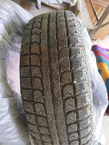 c max: Шины 205 / 65 / R 16, Зима, Легковые, Maxtrek — 1