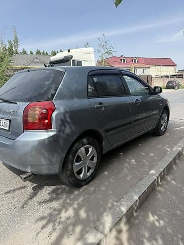 кайык матор: Toyota Corolla: 2003 г., 1.6 л, Кол менен иштөөчү, Бензин, Хетчбек — 4