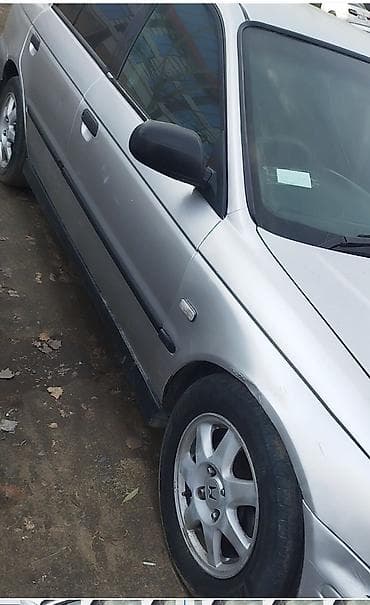 audi 80: Honda Accord: 2001 г., 1.8 л, Автомат, Бензин, Седан — 5