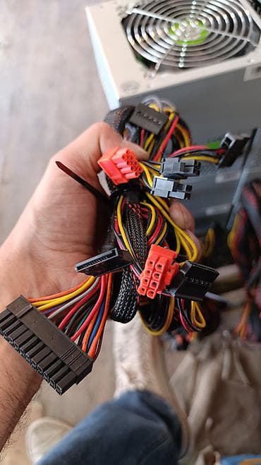 24: Блок питания DELUX GT-650 (Switching Power Supply). в количестве 11 — 2