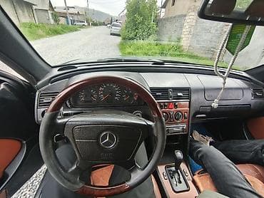 кулиса на мерс: Mercedes-Benz C-Class: 2002 г., Автомат, Седан — 4