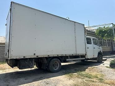 byd e5: Грузовик, Mercedes-Benz, Дубль, 6 т, Б/у — 1