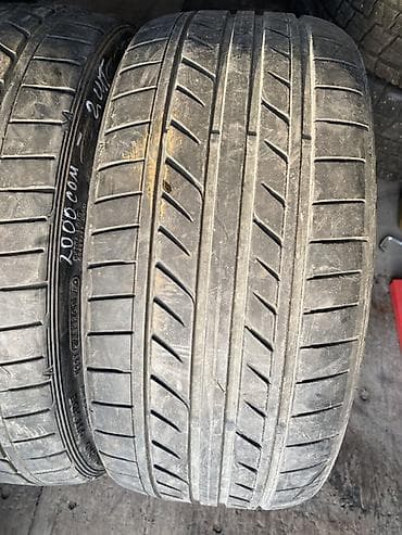 bmw r18: Пара летних шин 235/35 R19 - Размер: 235/35 R19 (указан на боковине) — 2