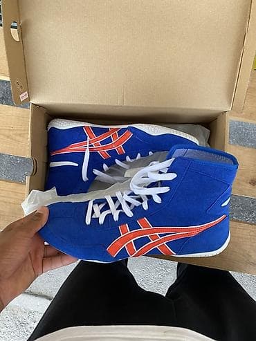 onitsuka tiger: Борцовки ASICS TIGER
original
новые,не носил вообще
Размер 42.5 — 2