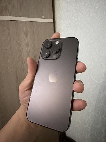 aplle 7: IPhone 14 Pro, Б/у, 256 ГБ, Jet Black, Защитное стекло, 79 % — 2