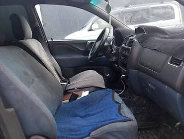 corolla spacio: Mitsubishi Space Star: 2002 г., Ручные, Бензин, Хэтчбэк — 2