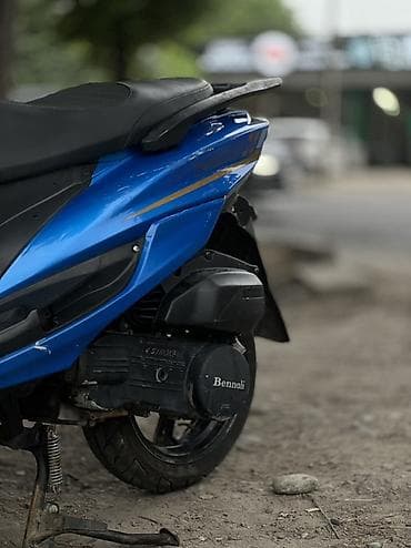 super soco tc: На продаже скутер Макси Bennali (4‑тактный) 180куб Состояние сел — 4