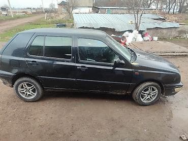 tayota vitz: Volkswagen Golf: 1992 г., Механика, Хэтчбэк — 6