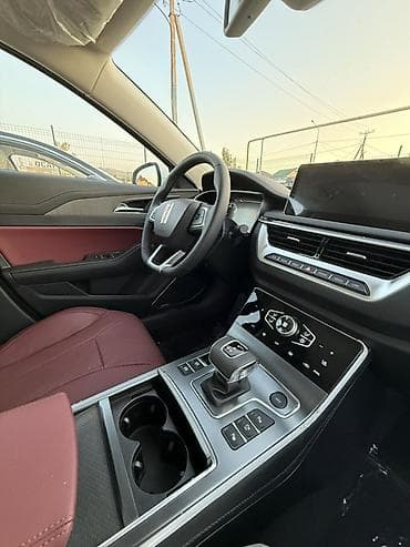 мерс бишкек: 🚗 Стиль, комфорт и статус — всё в одной машине 🔥 2022 год — новая 📍 — 3