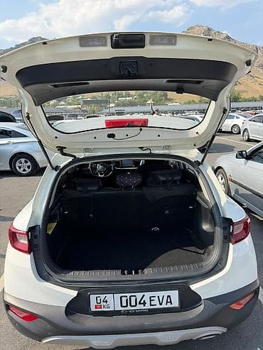Транспорт: Kia Stonic: 2018 г., 1.6 л, Робот, Дизель — 5