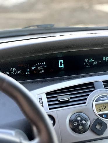 пежо 307: Renault Scenic: 2008 г., 1.5 л, Механика, Дизель, Минивэн — 7