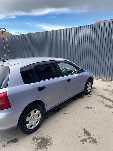 Honda Civic: 2002 г., 1.5 л, Автомат, Бензин, Хэтчбэк