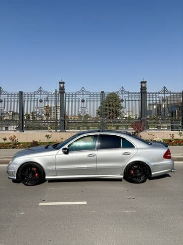 обмен авто с доплатой: Mercedes-Benz E-Class: 2002 г., 5 л, Автомат, Бензиновая, Седан — 3