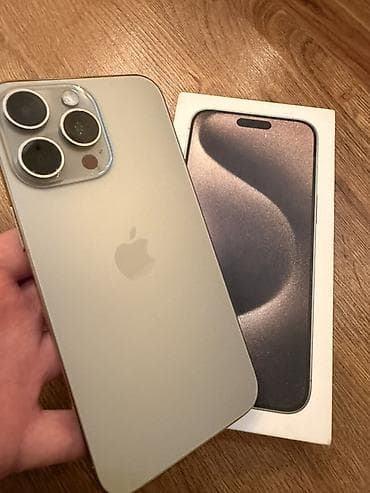 IPhone 15 Pro Max, Б/у, 256 ГБ, Natural Titanium, Кабель, 79 %