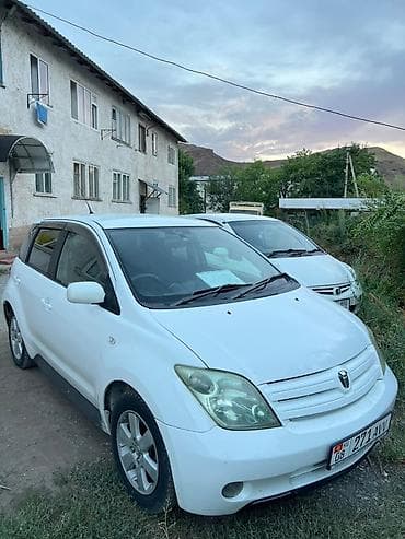 r33 skyline: Toyota Ist: 2003 г., 1.5 л, Автомат, Бензин, Хэтчбэк — 1