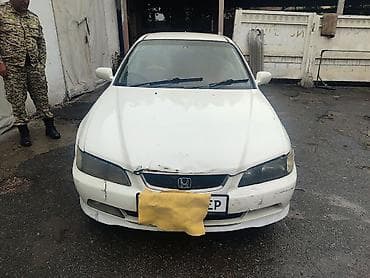 авто авария: Honda Accord: 2000 г., Седан — 3