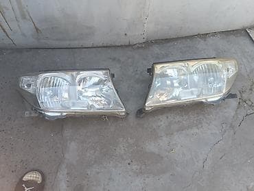sonlink 200: Комплект передних фар Toyota Б/у — 1