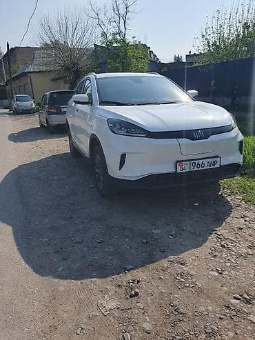 света музука: Weltmeister EX5, 2021 г., 120000 км, Передний, В наличии — 4