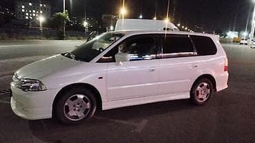 Продажа авто: Honda Odyssey: 2000 г., 2.3 л, Автомат, Бензин, Универсал — 2